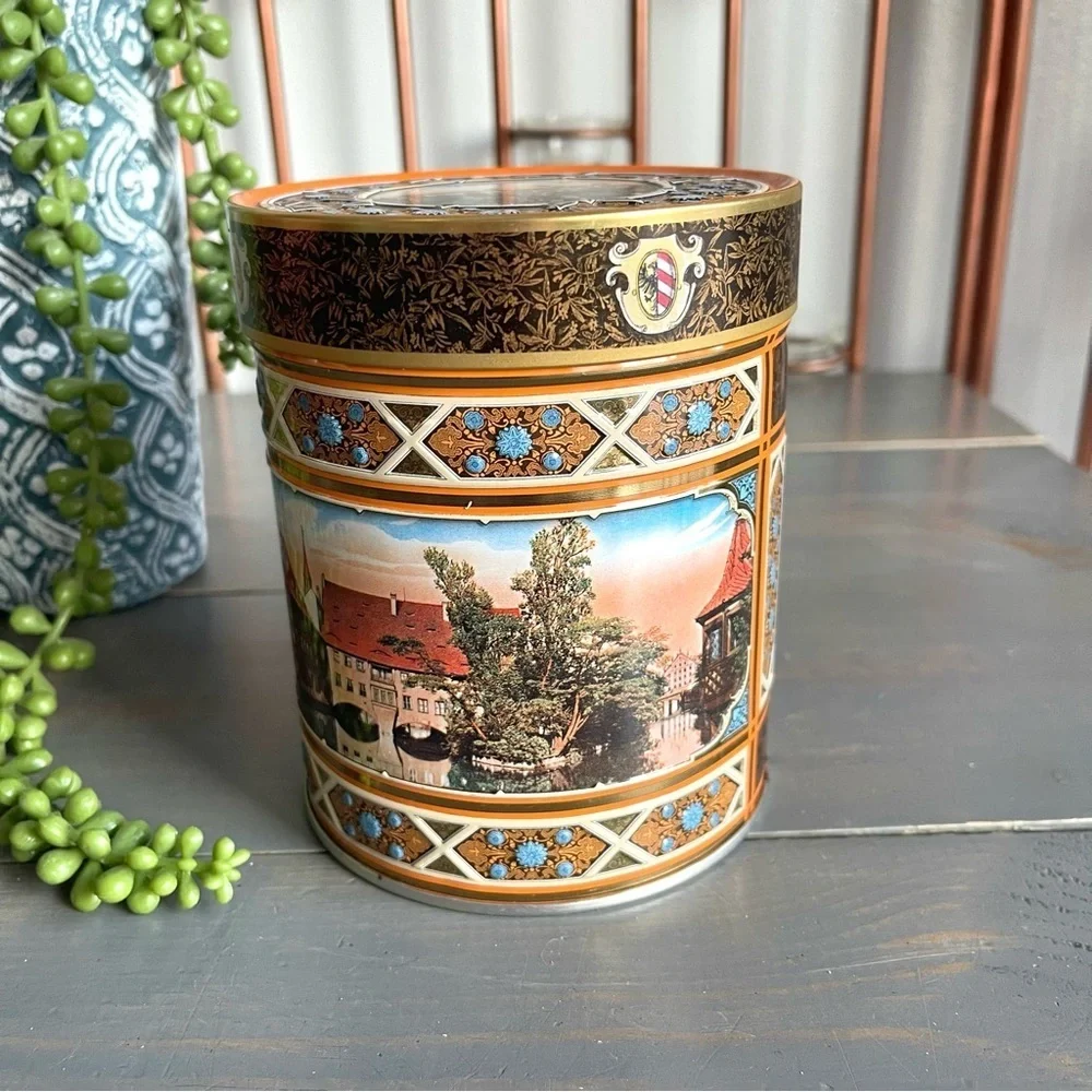Vintage Lebkuchen-Schmidt GmbH & Co KG Decorative Empty Tin Nurnberg Germany